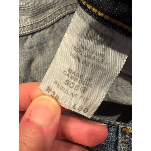 Levi's 505 Men's Jeans 36x30 Blue Straight Light Wash Denim - Picture 10 of 10